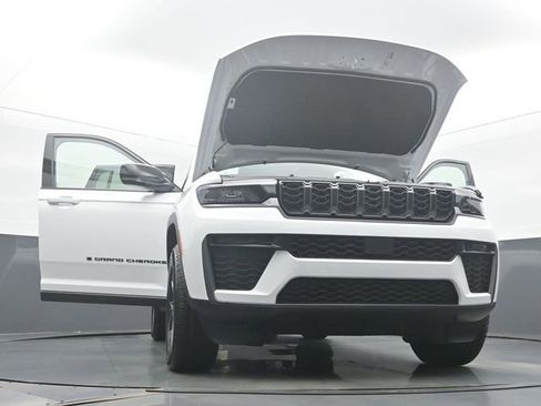 New 2026 Jeep Grand Cherokee Laredo image 58