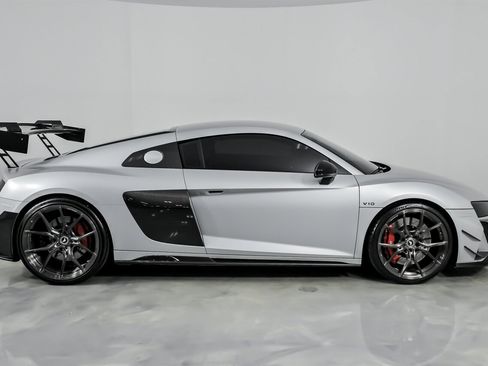 Used 2020 Audi R8 V10 image 14