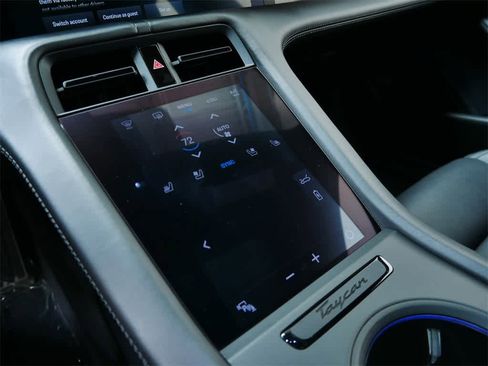 Used 2020 Porsche Taycan Turbo image 29