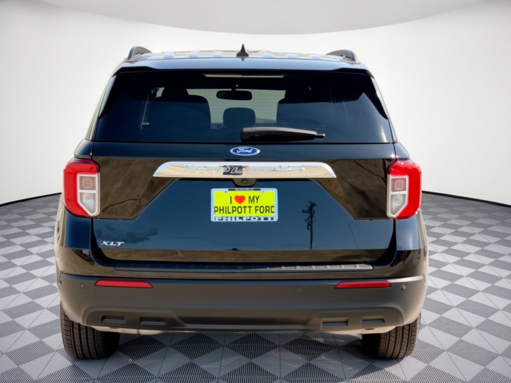 Certified 2023 Ford Explorer XLT RWD image 11