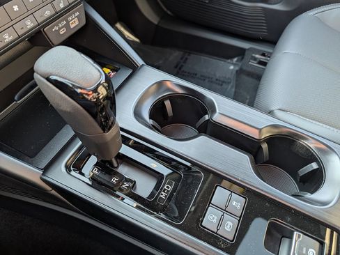 New 2026 Subaru Outback Limited AWD/4WD image 16