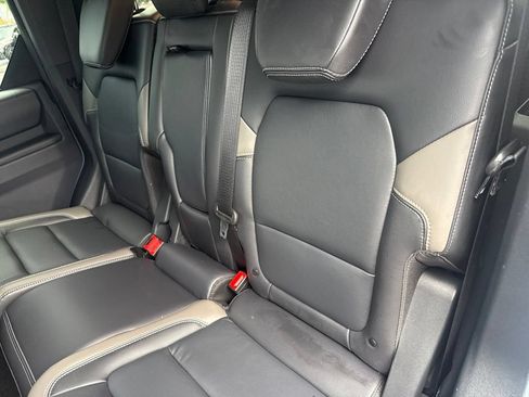Used 2025 Ford Bronco Outer Banks AWD/4WD image 15