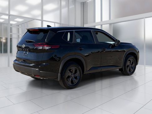 New 2026 Nissan Rogue SV w/ Cold Weather Package FWD image 6
