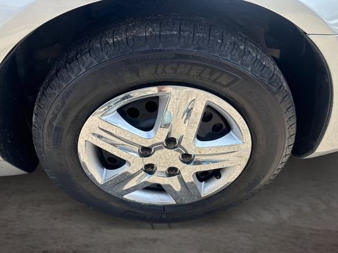 Used 2008 Chevrolet Impala LS FWD image 17