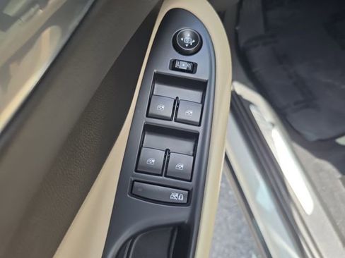 Certified 2020 Buick Envision Essence w/ Experience Buick Package FWD image 16