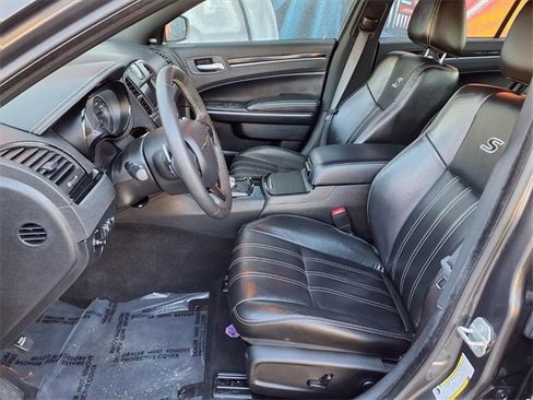 Used 2023 Chrysler 300 S image 13