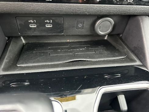 Used 2025 Mitsubishi Outlander SE image 23