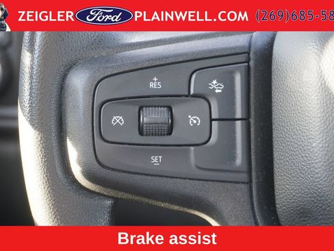 Used 2023 Chevrolet Silverado 1500 Custom AWD/4WD image 23