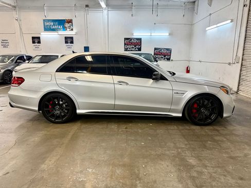 Used 2015 Mercedes-Benz E 63 AMG S-Model image 4