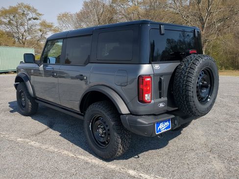 New 2026 Ford Bronco Big Bend w/ Black Diamond Package AWD/4WD image 5