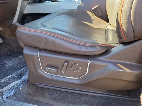 Used 2017 Ford F150 King Ranch w/ Equipment Group 601A Luxury AWD/4WD image 9