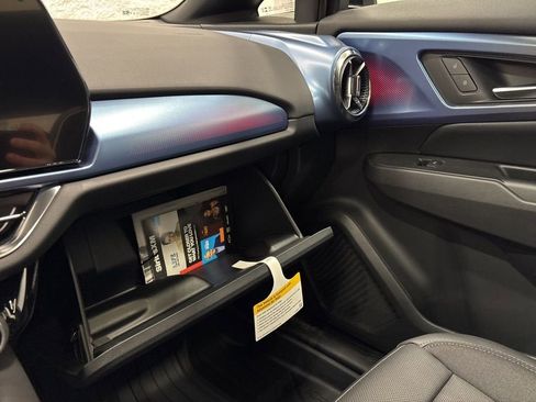 New 2026 Chevrolet Equinox EV LT image 17