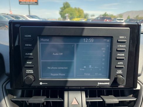 Used 2022 Toyota RAV4 LE AWD/4WD image 19