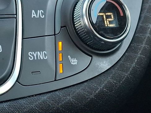 Used 2023 Chevrolet Malibu LT FWD image 26