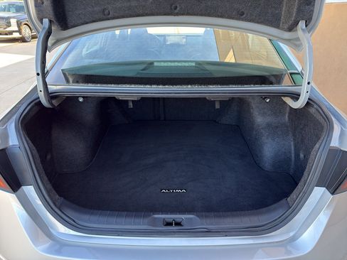 Used 2023 Nissan Altima 2.5 SL AWD/4WD image 29