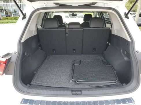 Used 2021 Volkswagen Tiguan SE AWD/4WD image 6