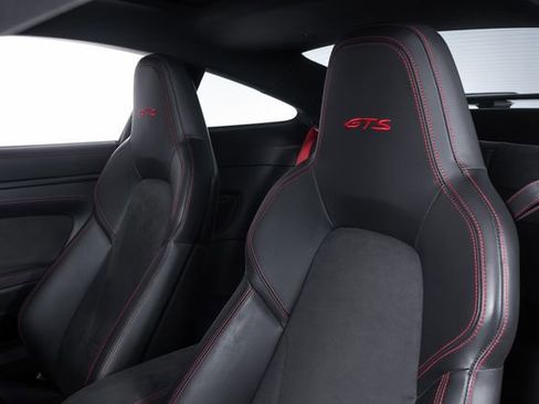 Used 2024 Porsche 911 Carrera 4 GTS image 15