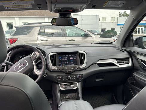 Used 2022 GMC Terrain SLT w/ Tech Package AWD/4WD image 25