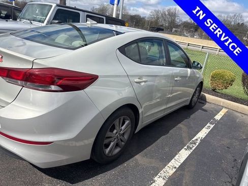 Used 2018 Hyundai Elantra SEL w/ Cargo Package image 8
