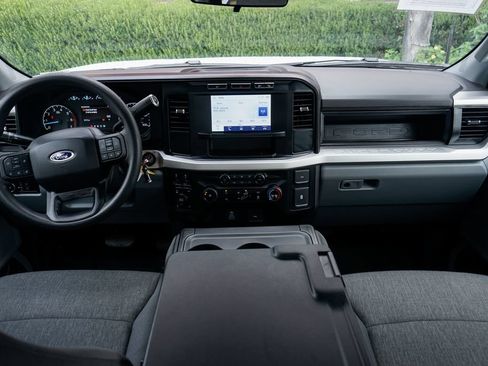 Used 2024 Ford F250 XL w/ STX Appearance Package AWD/4WD image 24