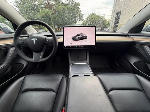 Used 2023 Tesla Model 3 Standard Range RWD image 2
