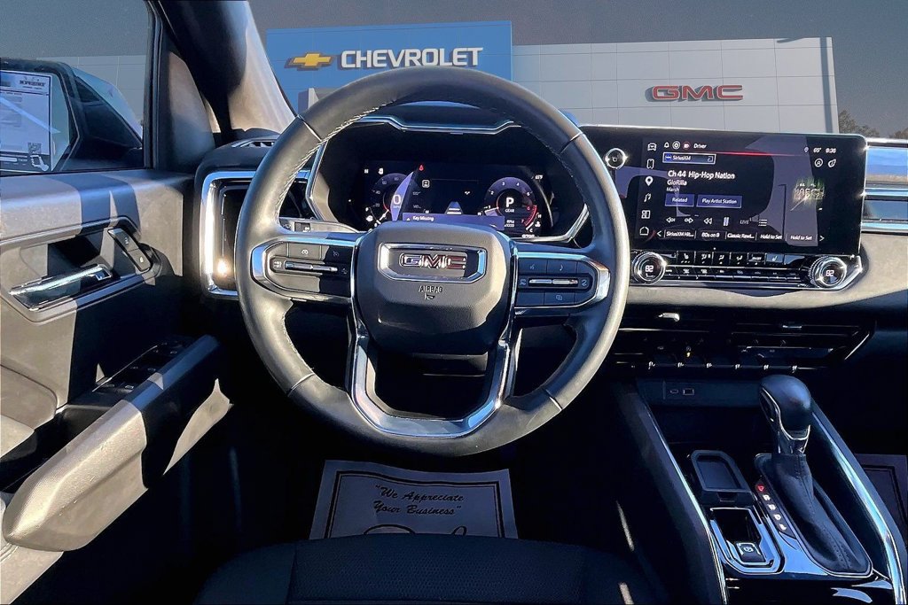 Used 2025 GMC Canyon Elevation w/ Convenience Package RWD image 10