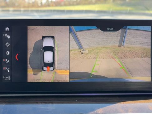 Used 2017 BMW 530i xDrive image 17