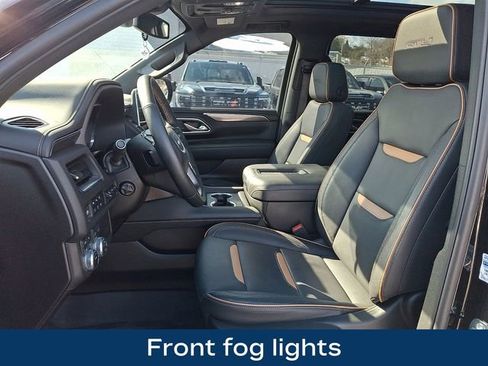 Used 2024 GMC Yukon XL AT4 w/ Technology Package image 19
