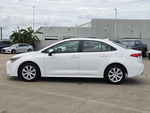 Used 2026 Toyota Corolla LE FWD image 6