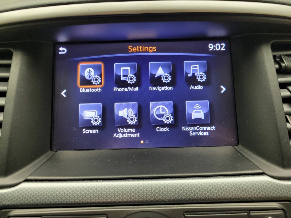 Used 2020 Nissan Pathfinder SL AWD/4WD image 25
