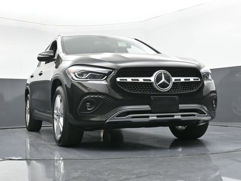 Certified 2021 Mercedes-Benz GLA 250 4MATIC image 23