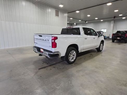 Used 2020 Chevrolet Silverado 1500 LTZ w/ LTZ Premium Package AWD/4WD image 8