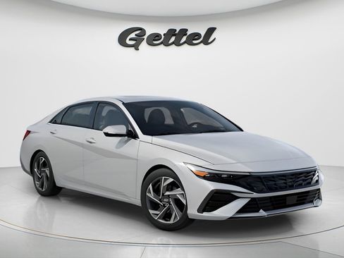 New 2026 Hyundai Elantra Limited FWD image 3