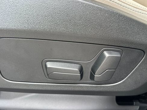 Used 2025 BMW X1 xDrive28i w/ Convenience Package image 14