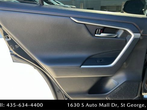 Used 2021 Toyota RAV4 Adventure image 18