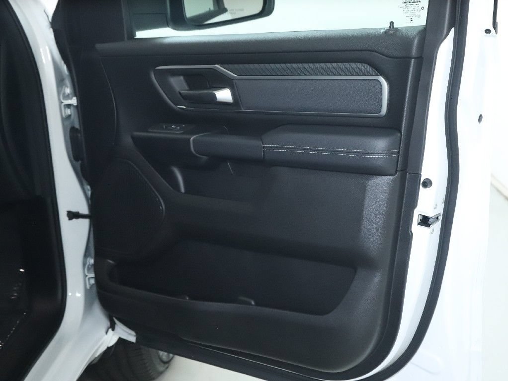 Used 2026 RAM 1500 Big Horn AWD/4WD image 34