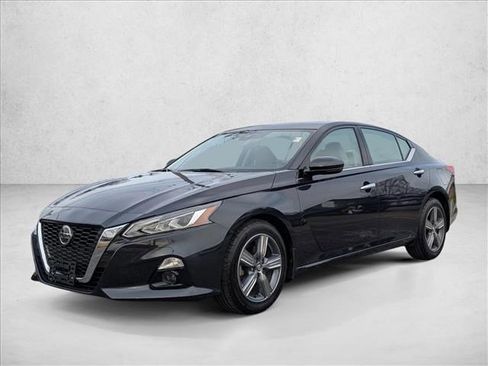 Used 2019 Nissan Altima 2.5 SL image 1