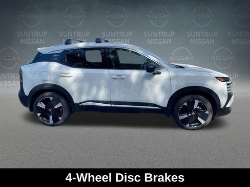 Used 2026 Nissan Kicks SR w/ Cold Weather Package AWD/4WD image 18