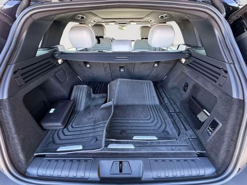 Used 2025 Land Rover Range Rover Sport SE image 33