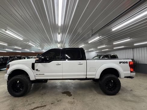 Used 2021 Ford F250 Lariat image 6