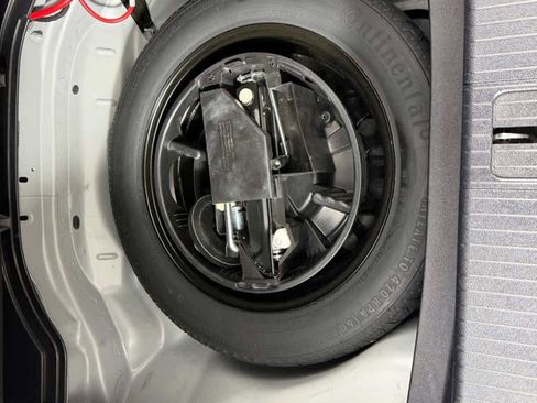 Used 2014 Mercedes-Benz E 350 Sedan image 15