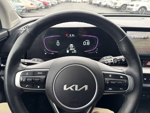 Used 2023 Kia Sportage EX AWD/4WD image 28