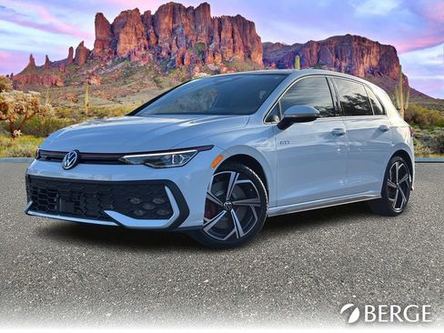 New 2026 Volkswagen GTI SE image 2