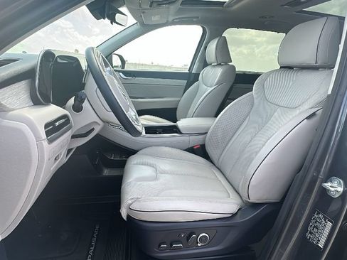 Used 2024 Hyundai Palisade Calligraphy AWD/4WD image 4