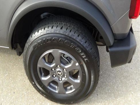 Used 2025 Ford Bronco Big Bend image 9