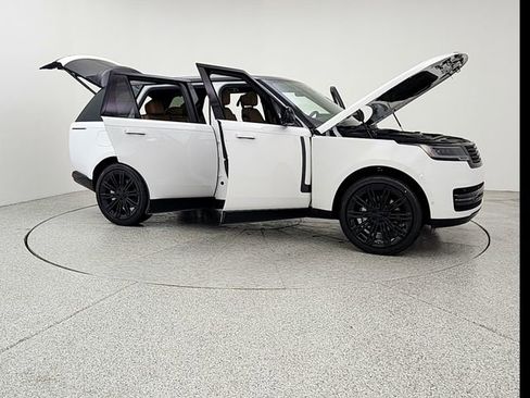 New 2026 Land Rover Range Rover Long Wheelbase SE AWD/4WD image 10