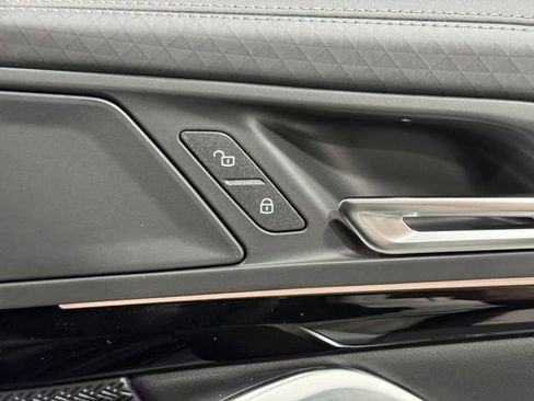 New 2026 BMW X2 xDrive28i w/ Technology Package AWD/4WD image 18