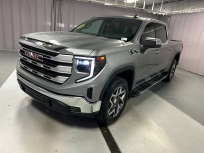 New 2026 GMC Sierra 1500 SLE w/ Preferred Package
