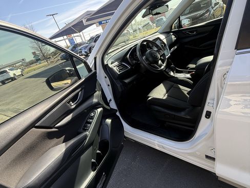 Used 2023 Subaru Ascent Premium w/ Convenience Package image 20