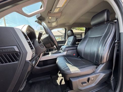 Used 2020 Ford F350 Lariat w/ Lariat Ultimate Package AWD/4WD image 13